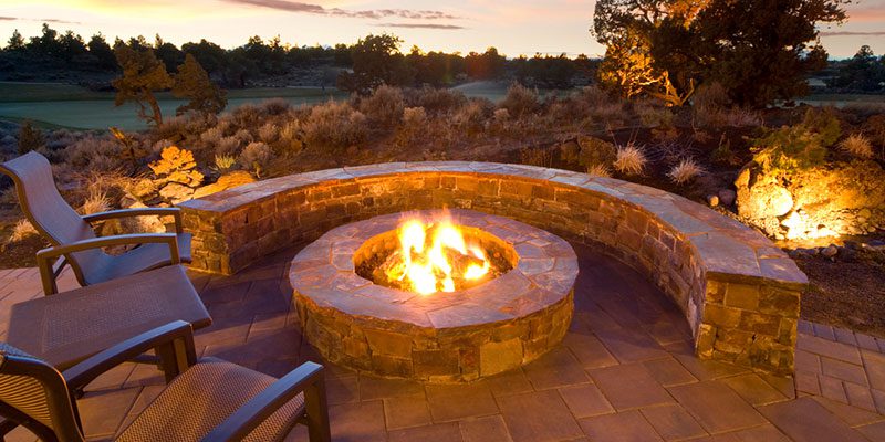 The Do’s and Don’ts of an Outdoor Fire Pit